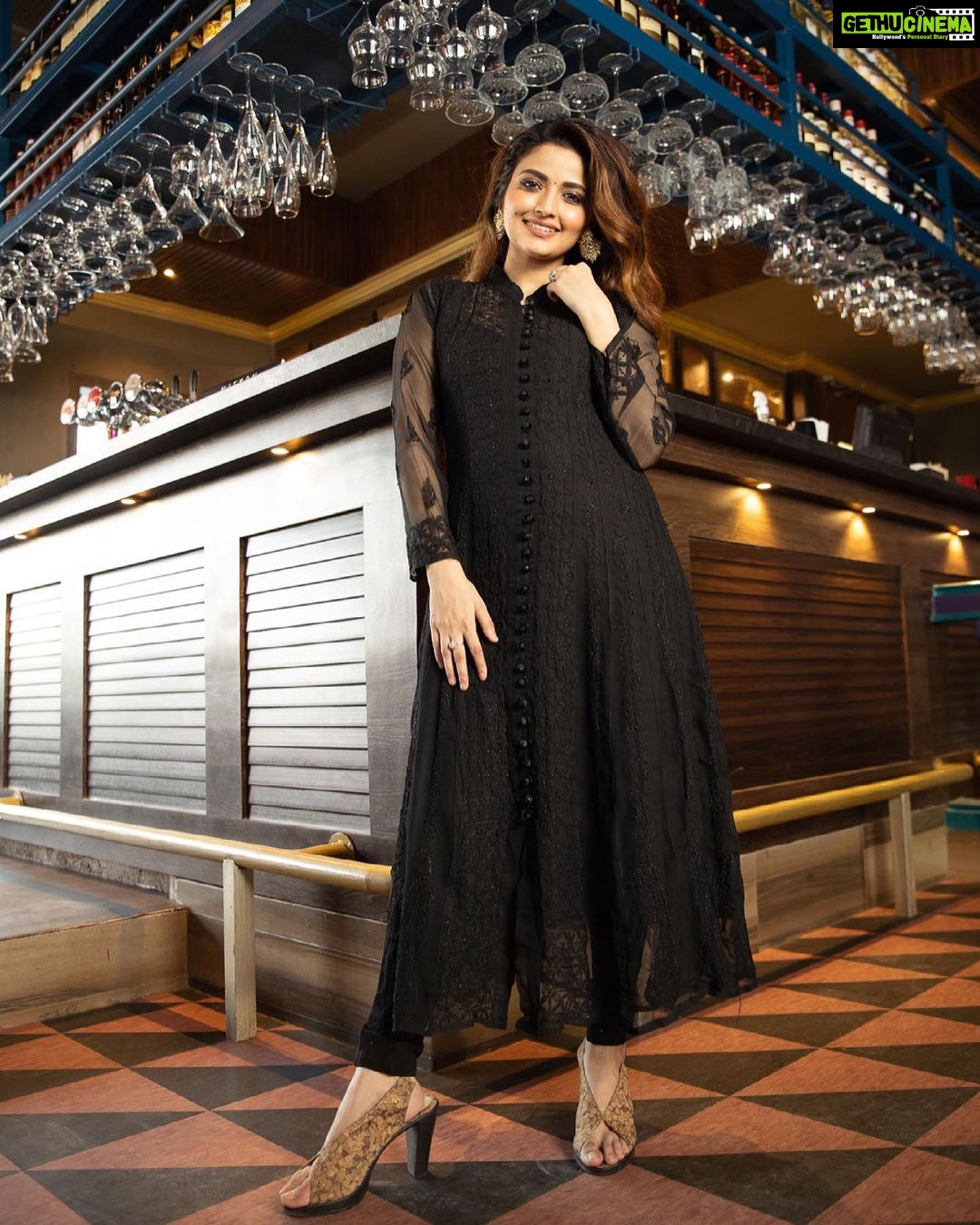 Shirin Kanchwala Instagram - Protect your peace🌸