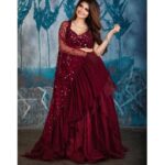 Shirin Kanchwala Instagram - Joy is the best makeup☺️ MUA @kajolrpaswwan 📸 @editmasterindia Outfit by @shlokakhialaniofficial Jwellery @kohar_jewellery