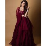 Shirin Kanchwala Instagram - I’ve got nothing to do today but smile🙃 Makeup by @kajolrpaswwan 📸 @editmasterindia Outfit by @shlokakhialaniofficial Jwellery @kohar_jewellery