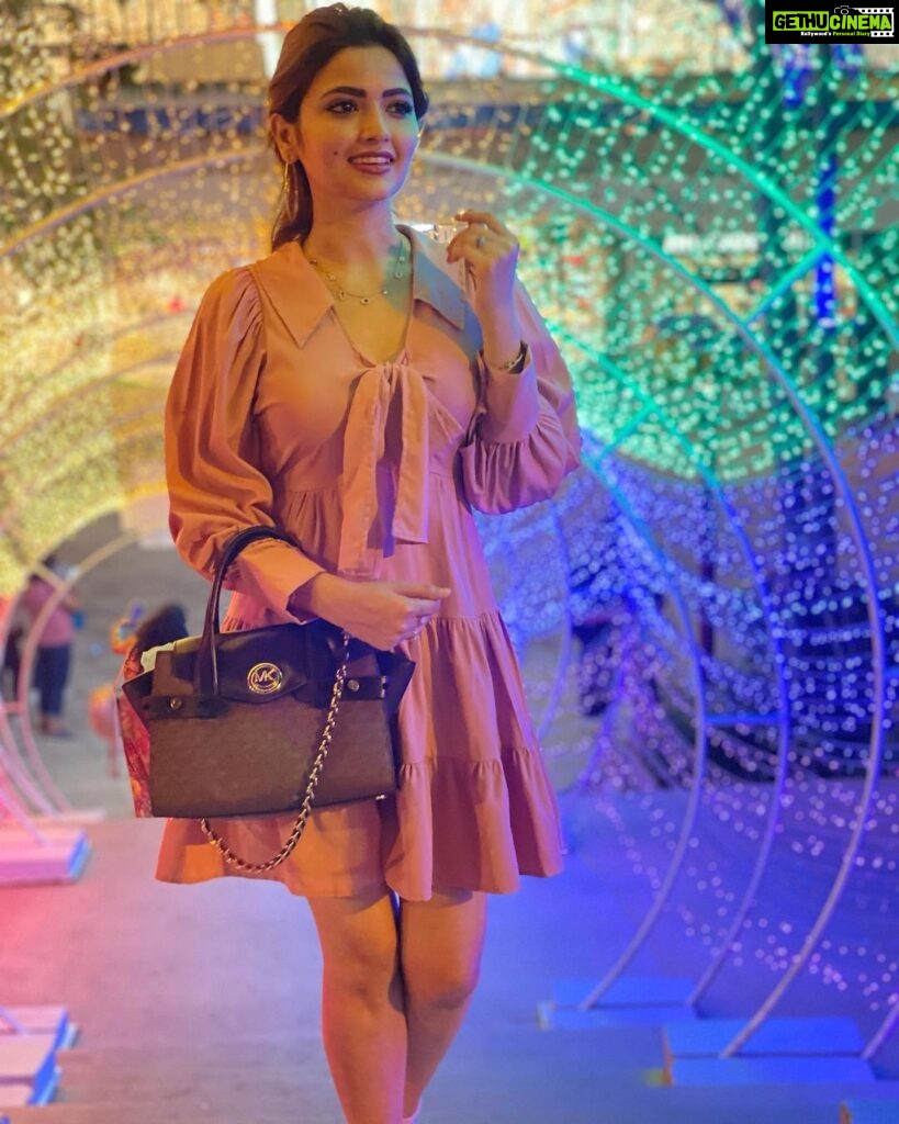 Shirin Kanchwala Instagram - Happiness is homemade 💖 Hilton Pattaya Beach Hotel, Thailand