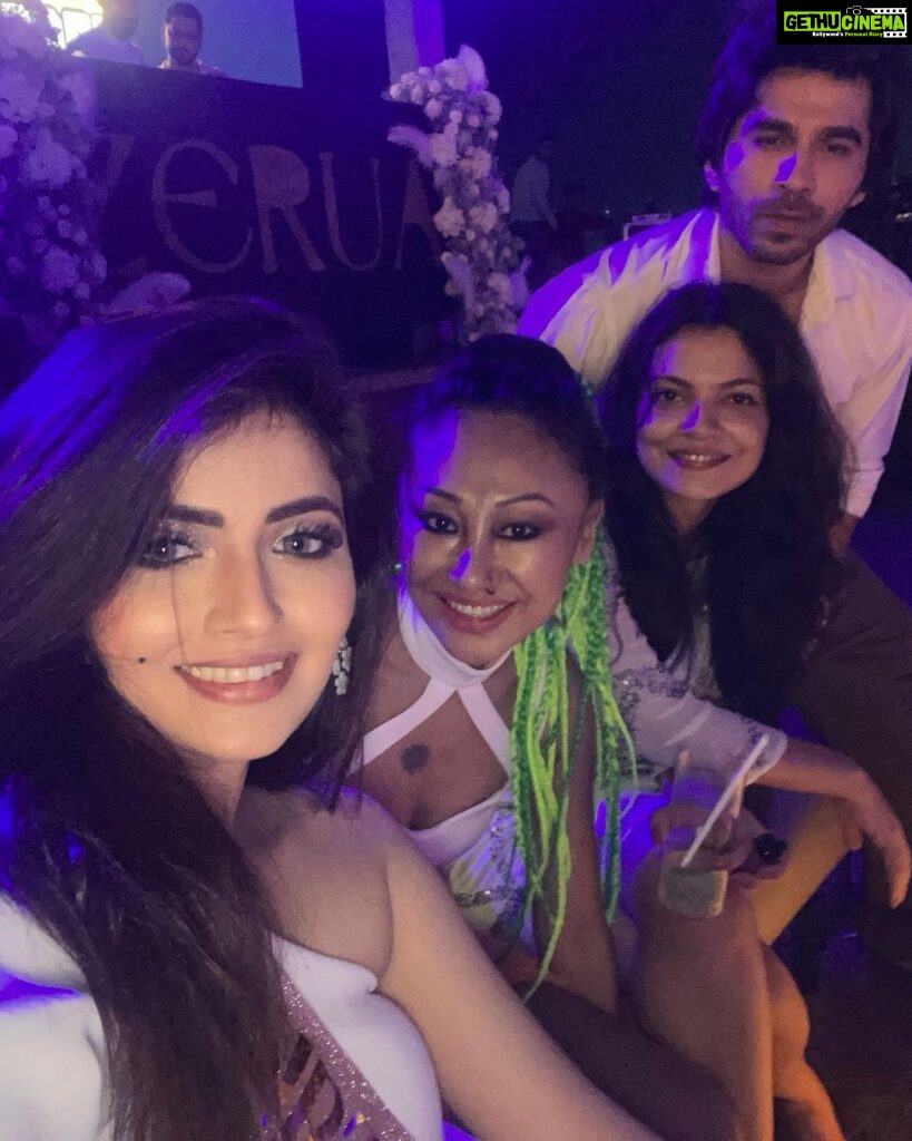 Shirin Kanchwala Instagram - I am grateful for all the amazing people I have in my life! This has definitely been a birthday to remember. You guys really made it special♥️ Makeup by @hyaramakeover @zorrothesalon Zerua Mumbai