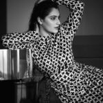 Shivaleeka Oberoi Instagram – The beauty of contrast 🖤✨