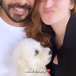 Shivaleeka Oberoi Instagram – A lil emo life update : Miles apart but not at heart ❤️🧿
Forehead kisses though 🥹🤌🏻✨

#UnconditionalLove #Family #PoodlesOfInstagram #Vipasana #Detox #Selfcare