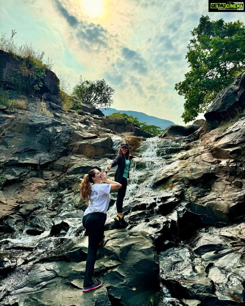 Shivaleeka Oberoi Instagram - God knows we needed this 🍃 Nushh ☀️💕 #Detox #Getaway 🧘🏻‍♀️
