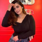 Shivaleeka Oberoi Instagram – Art is where the heart is ❤️‍🔥