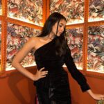 Shivangi Khedkar Instagram – Cause why not 🙌🏻
#instagood #ootd #dinner
