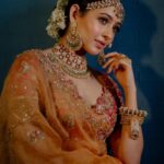 Shivangi Khedkar Instagram - वो नूर का झरना है ✨ Jewellery: @mkjewels_india Makeup: @forumgami_artistry Hair : @hairbykrinashah Outfit: @emiraasbyindrani Photographer: @fotocaters @lifestylebyfotocaters . . . #lehenga #indianwear #fashion