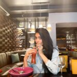 Shivangi Khedkar Instagram – Chocolate is cheaper than therapy. Just saying ! 
#newmenu #tao #taoaisan #chocolategirl Bandra