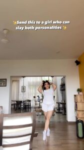 Shivani Jha Instagram - Tag that girl 🥰 #reels #explore #trending #shivanijha #viral #saree #girls