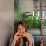 Shivani Jha Instagram - Attachment 🧷 • Got bangs and finished my burger within seconds • My eye changes to brown in the Sun • Alligator nails • Got red light therapy for free • Ate the new Starbucks hazelnut triangle • Mera pyar Delhi, India