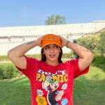 Shivani Jha Instagram - I’m a social vegan. I avoid meet. #shivanijha #delhi