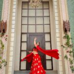 Shivani Jha Instagram – Can’t think of a caption! 
Any Suggestions?

#shivanijha #bhagyalakshmi #red