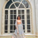 Shivani Jha Instagram – @leenesh_mattoo loved these 🙈❤️ 

#shivanijha #bhagyalakshmi
