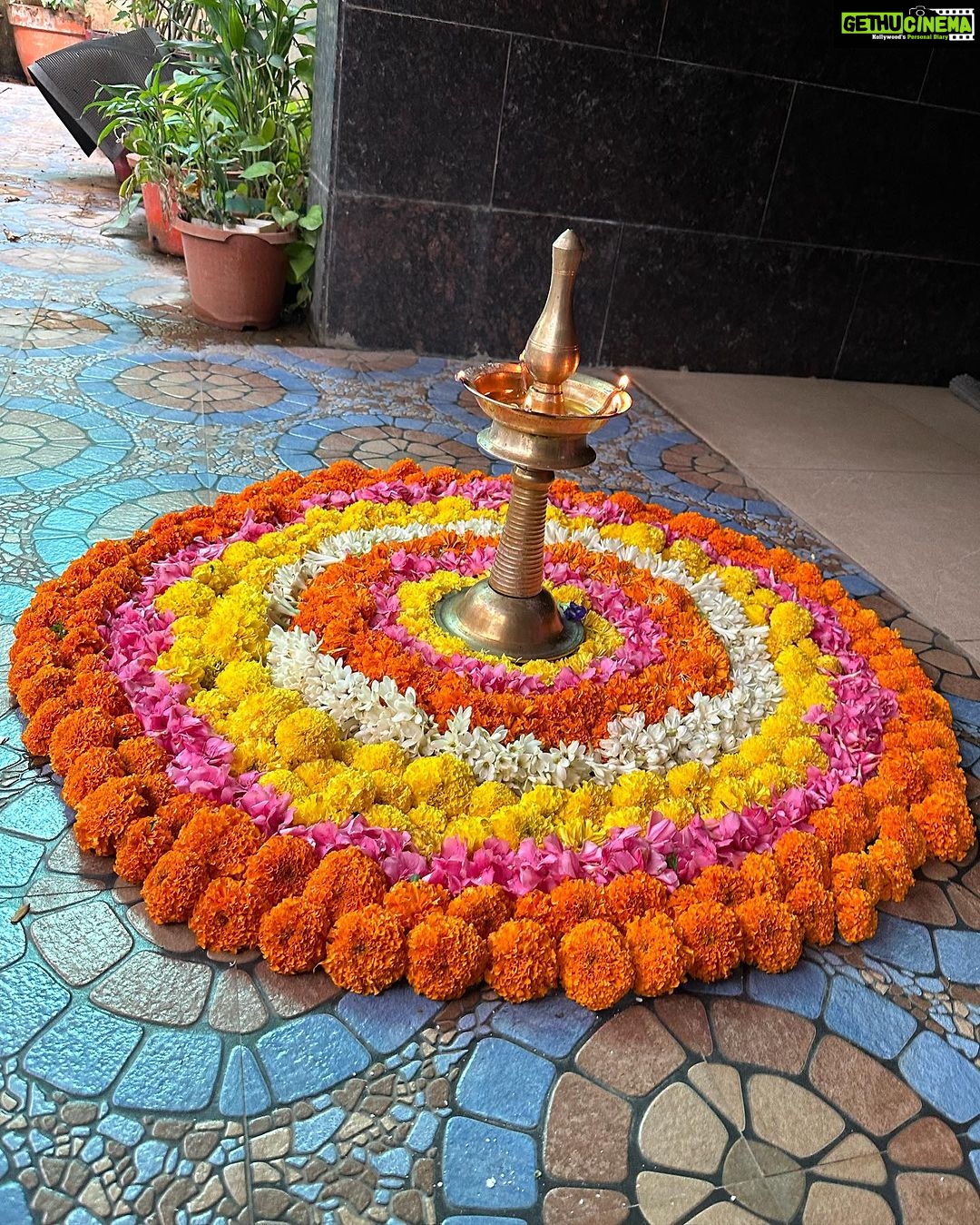 Shivani Rajashekar Instagram - Onam Aashamsakal 🤍 #Onam #HappyOnam