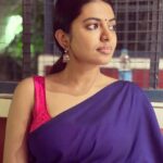 Shivani Rajashekar Instagram – How to be telugu ammayi 101 🤓
Pc @shivathmikar