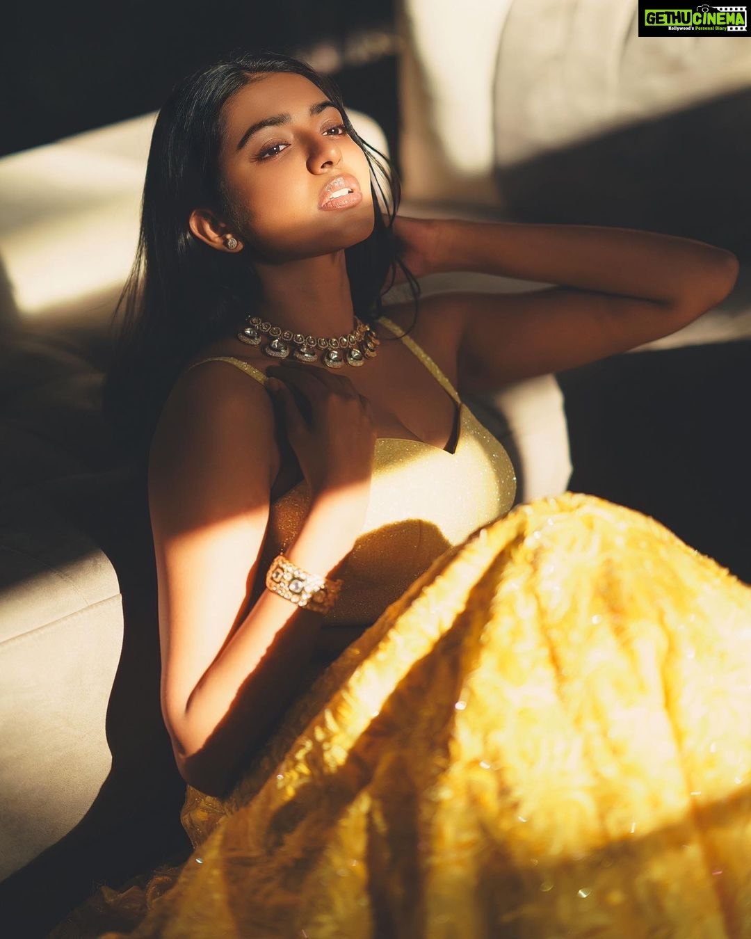 Shivani Rajashekar Instagram - Styled by @officialanahita Outfit: @varunchakkilam Jewellery: @adornablesbysonalimehra Pic: @infini8stories