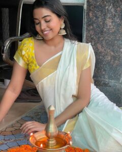 Shivathmika Rajashekar Instagram - Happy Onam Cuties🤍✨