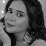 Shivshakti Sachdev Instagram - Navrang Mere Sang ✨🤍 This is just a Teaser, from tomorrow starts the Navratri Series. Everyday Each Color will bring a different meaning to our lives. Thankful to all creators who made this happen and I am so excited to share with you all. #navratri #navratrispecial #outfits #makeup #contentcreator #festival #indian #happy #thankful #explore