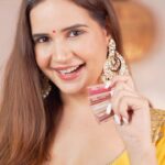 Shivshakti Sachdev Instagram - Be Festive Ready and get your hands on the Lip Gloss kits from @justherbsindia. They are so versatile and just perfect for all occasions. From Pastel Palette to Bold Shades you will find them all. Grab them on @mynykaa's app under Rs.500 #Ad #JustHerbsxNykaa #lips #lipgloss #liptint #lipstick