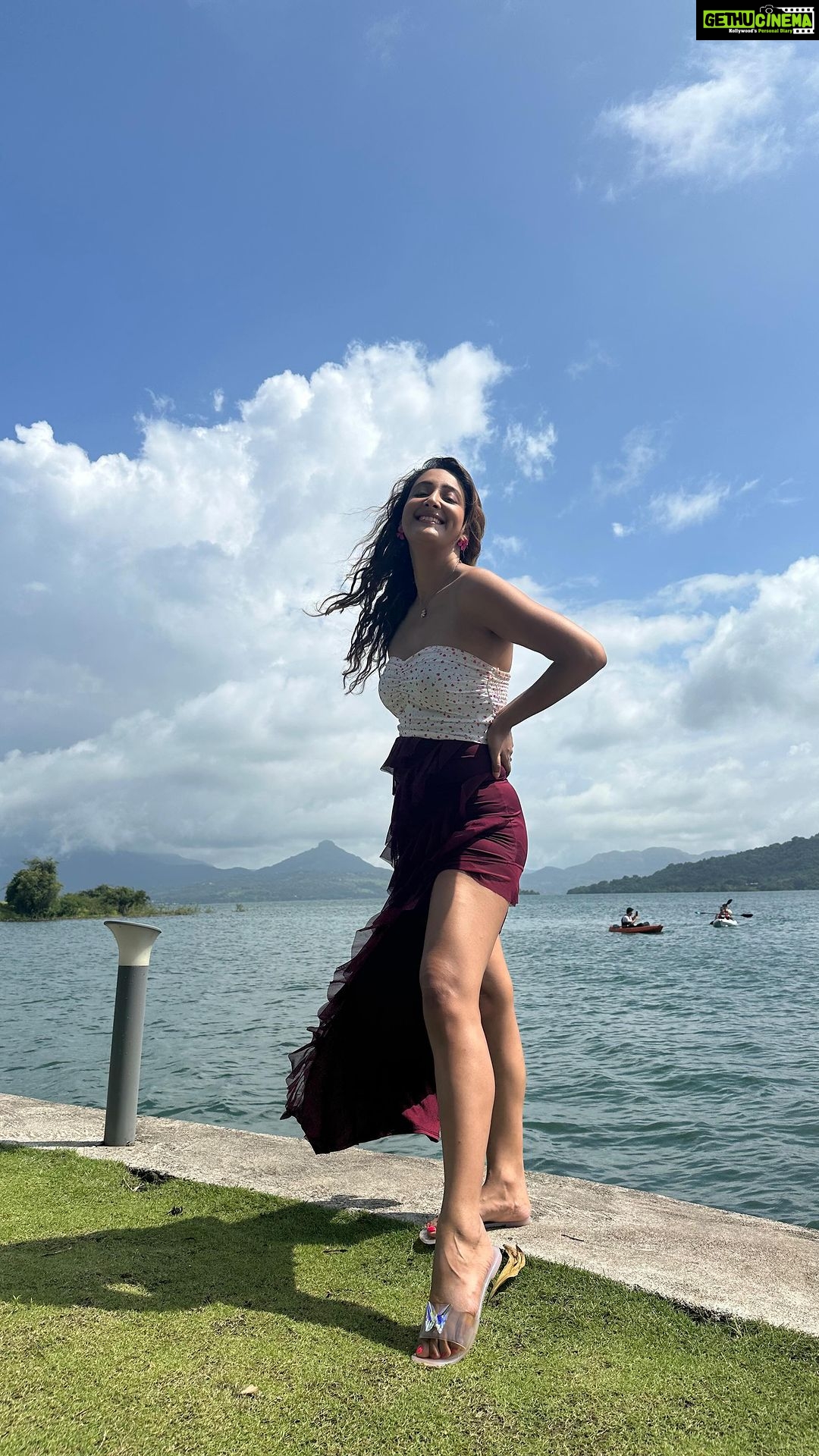 Shivya Pathania Instagram - Tu Karm Kar Phal Ki chinta Mat Kar! #surrender