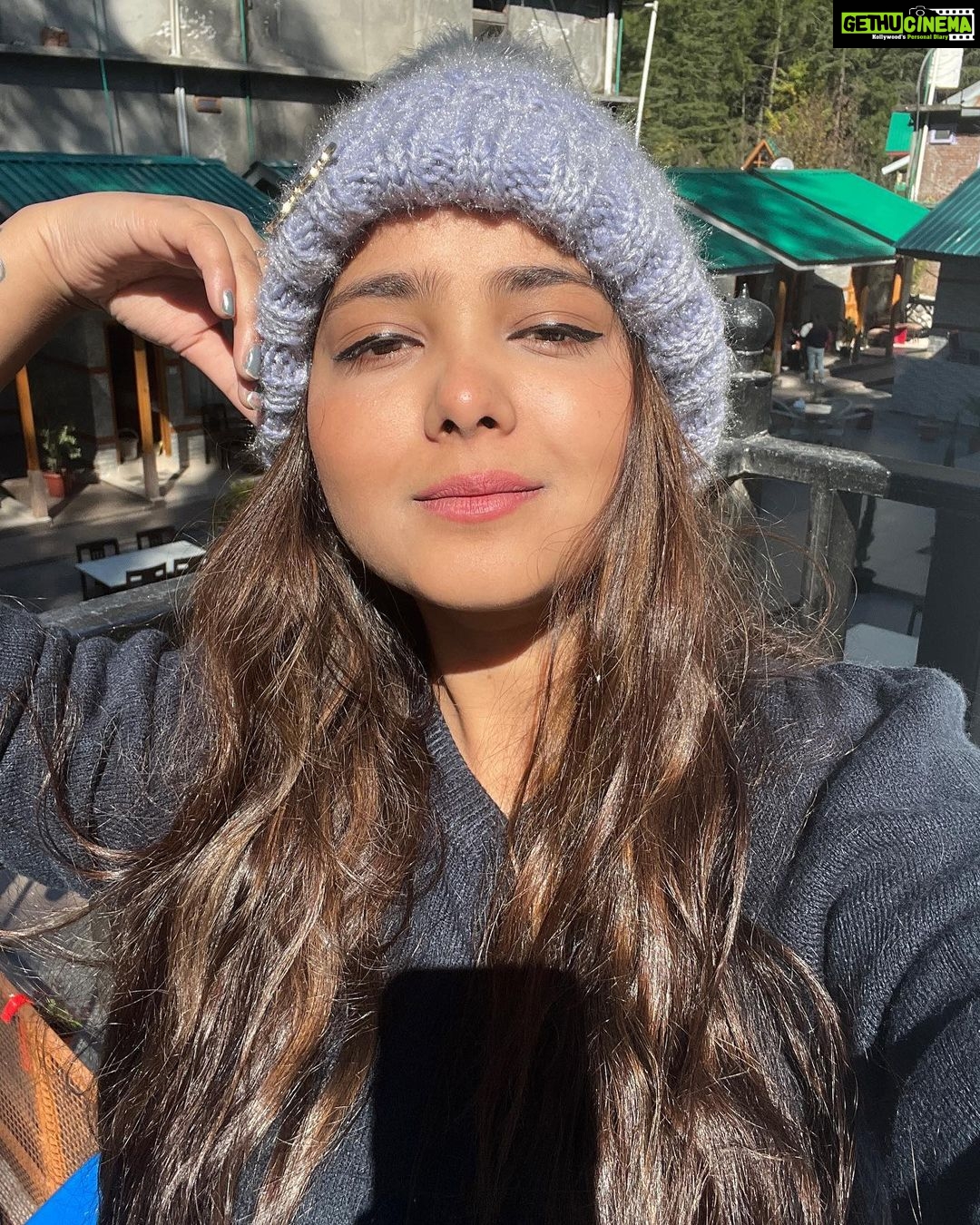 Shraddha Sharma Instagram - Happy in the hills❤️