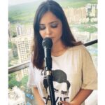 Shraddha Sharma Instagram - Sometimes people do things for us purely out of affection for us and we sometimes tend to overlook it- I just want you to know that I appreciate what you do for me more than anything and I love you.