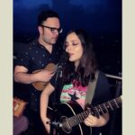 Shraddha Sharma Instagram - Tried this toned down version of my favourite song #Nayab by @nikhilswaroop. If you haven’t checked it out yet- please give it a listen and show some love❤️ Available @youtubeindia @spotifyindia @applemusic