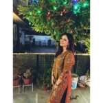 Shraddha Sharma Instagram – मेरे तुम्हारे सब के लिए
Happy Diwali❤️❤️❤️