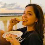 Shraddha Sharma Instagram – Always a pizza girl 🍕 C’est la vie