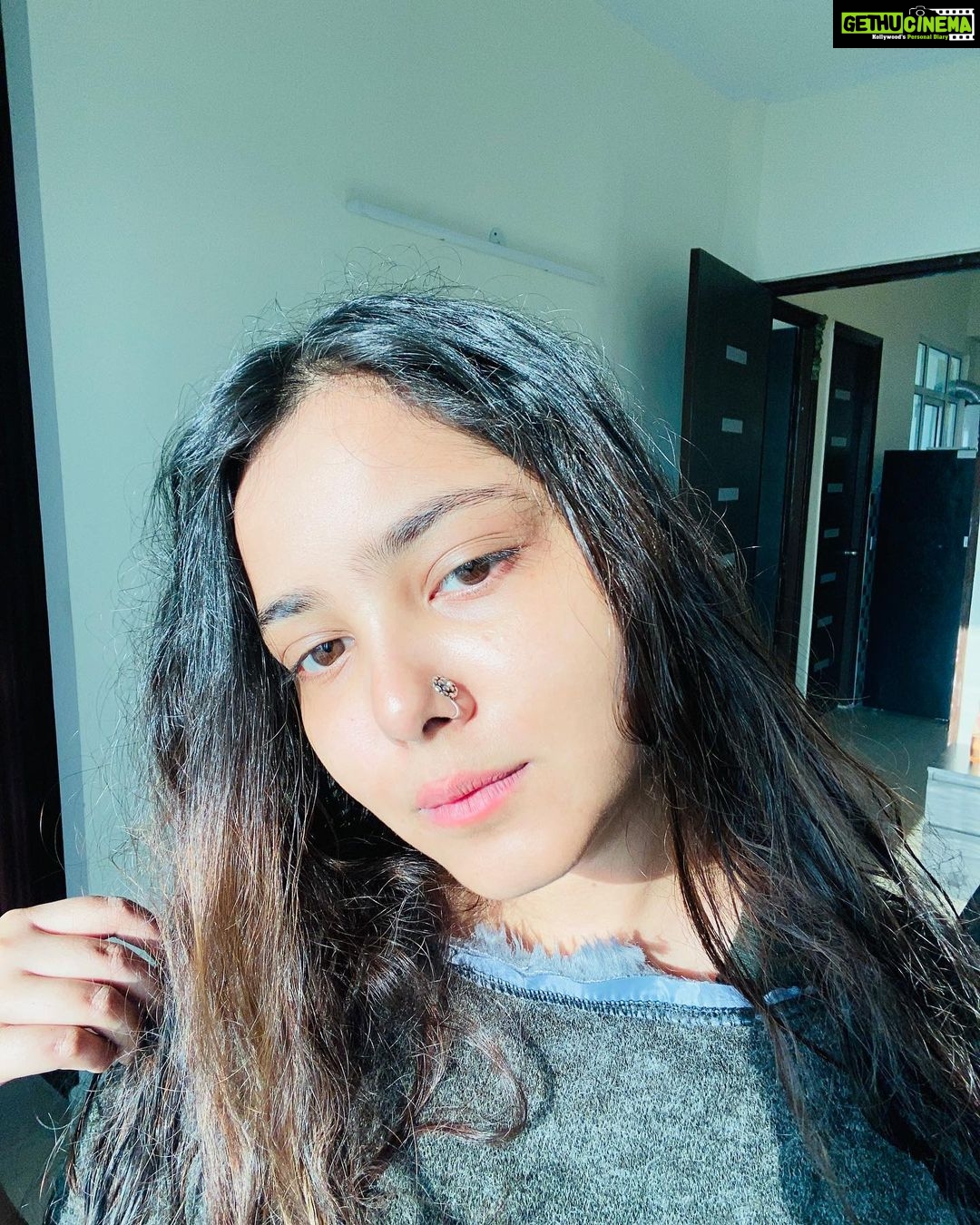Shraddha Sharma Instagram - I’m in that kinda mood today💀 1 plate chole kulche for guessing which one.