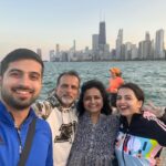 Shrenu Parikh Instagram - Personal drone ke saath Chicago lakeside ki ser karaate hue weekend ka vaar guzara! @shubhamparikhh @smitaparikh08 @parikh4450