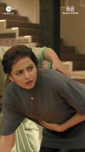 Shrenu Parikh Instagram - Maitree ka khyaal rakhne mein, gharwaale nahi chhodh rahe hain koi bhi qasar. 💖 Dekhiye #Maitree, har roz, shaam 6:30 baje, sirf #ZeeTV par aur kahin bhi, kabhi bhi @zee5shows par. #EkNayiKasauti #ZeeTVReels @shrenuparikhofficial @samarthjurel @chaudharybhaweeka