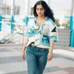 Shreya Dhanwanthary Instagram - Mise en scène by @bharat_rawail @ankitamanwanimakeupandhair @jinalvakilshah