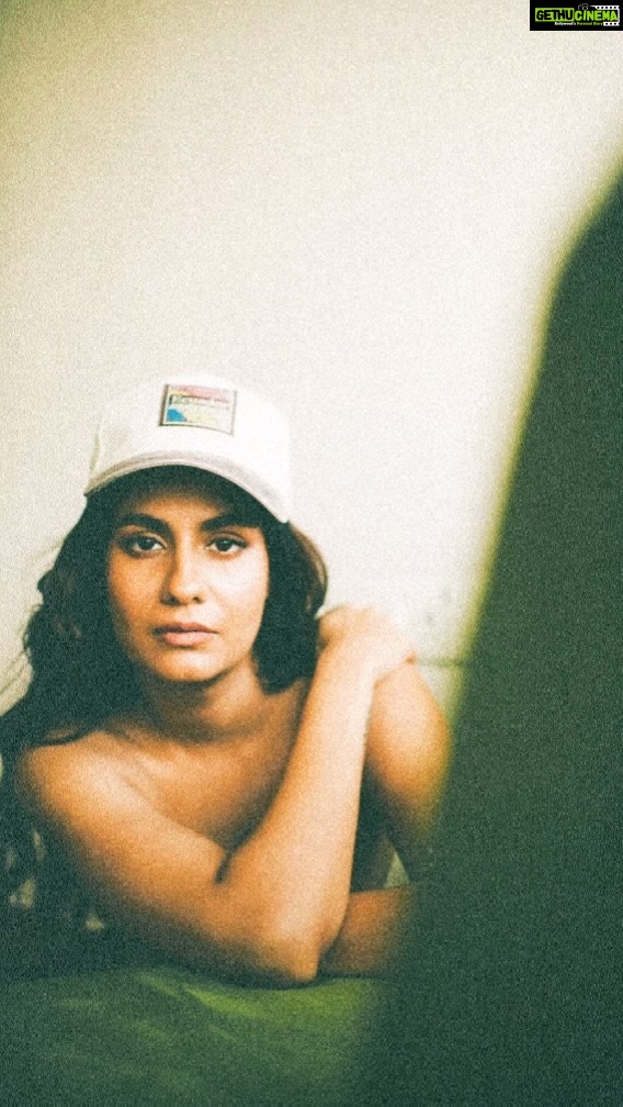 Shreya Dhanwanthary Instagram - Sonder