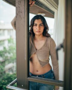 Shreya Dhanwanthary Instagram - A Beige Day by @bharat_rawail @ankitamanwanimakeupandhair