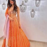 Shreya Dhanwanthary Instagram - Orange you happy? At @lokmat Most Stylish. . Styled by @style_tubbies Wearing @ease_kv Outfit Cordinated by @viralmantra HMU @makeupnhairbyankita @bazziinngaaa