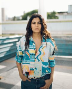 Shreya Dhanwanthary Instagram - Mise en scène by @bharat_rawail @ankitamanwanimakeupandhair @jinalvakilshah @viariaccessories