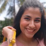 Shreya Dhanwanthary Instagram - Sun, style and the latest from @fossil.in Get your hands on the new Fossil collection #SunniestSideUp 💛