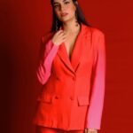 Shreya Dhanwanthary Instagram - MD S2 Promos . Photographed by @kausttubh_kambhhle Styled by @eshaamiin1 Outfit: @boohoo Shoes: @melissashoesindia @sallyruchi Jewellery: @misho_designs @bblingg_meghana HMU by @makeupnhairbyankita