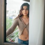 Shreya Dhanwanthary Instagram – A Beige Day by @bharat_rawail @ankitamanwanimakeupandhair @jinalvakilshah