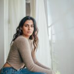 Shreya Dhanwanthary Instagram – A Beige Day by @bharat_rawail @ankitamanwanimakeupandhair @jinalvakilshah