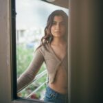 Shreya Dhanwanthary Instagram – A Beige Day by @bharat_rawail @ankitamanwanimakeupandhair @jinalvakilshah