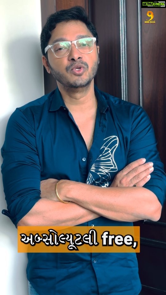 Shreyas Talpade Instagram - BRAND NEW EPISODES OF A BRAND NEW PLAY on the First Thursday, Friday, Saturday & Sunday of Every Month…only on Ninerasa YouTube Channel. Wait for the end to know the Brand New Play of the Month!! Link In Bio . . . #naatak #playofthemonth #gujarati #ninerasa #drama #shreyastalpade