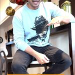 Shreyas Talpade Instagram - Announcement! आता दर महिन्याच्या पहिल्या गुरुवार, शुक्रवार, शनिवार आणि रविवारी नवीन नाटक पाहायला मिळणार आहे...New Episodes & Full Play…only on Nine Rãsã’s YouTube Channel. Wait for the end to know the Play of the Month! Link In Bio . . . #drama #play #naatak #playofthemonth #ninerasa #shreyastalpade