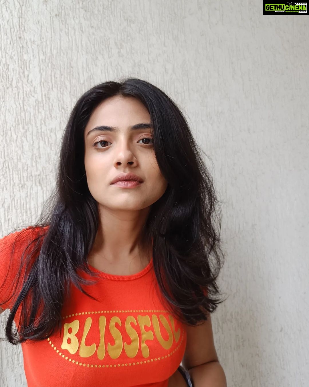 Shritama Mukherjee Instagram - Heeriye 🧡