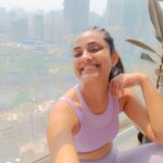Shritama Mukherjee Instagram - Post-workout photo sesh✌️ #mondaymotivation #letsgo #girlswhoworkout #workoutinspo
