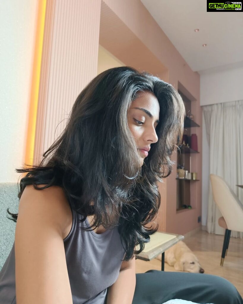 Shritama Mukherjee Instagram - I love creating content for my brand @tgmbeauty_ 🥰 It's something else when the founders are directly, equally (or even more) involved than their team to bring out the best of what the brand has to offer. Also being a bootstrapped business, it means that the founder has to wear multiple hats and do the REAL work to get their baby off the ground and fly. I shot this mocktail recipe with our Glow Inside Out skin supplement and it turned out absolutely gorgggg 🍹 and it tasted so so good. The mixed berries and Sicilian lemon flavour of our GIO powder combined with the refreshing flavour of pomegranate and citrus orange was next level. I was amazed at my own creation 😄 You got to try it yourself to understand what I'm talking about. Head to my stories or @tgmbeauty_ IG page for the recipe. You can also check out Glow Inside Out Powder at the link in my bio.