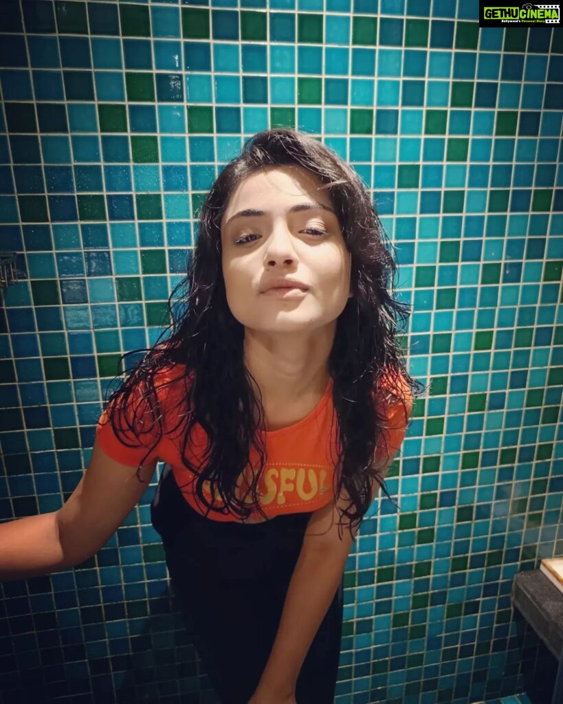 Shritama Mukherjee Instagram - Watcha lookin at??? 👀