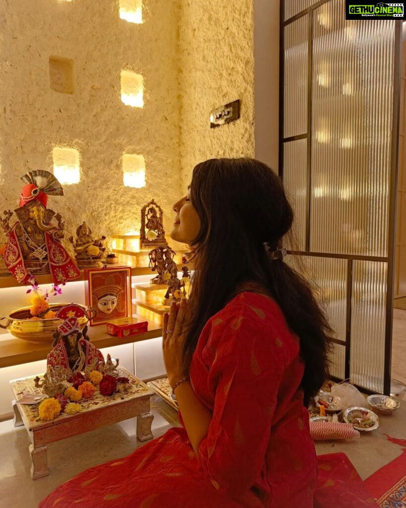 Shritama Mukherjee Instagram - Happy Ganesh Chaturthi 🙏😇✨ Imperial Heights Mumbai