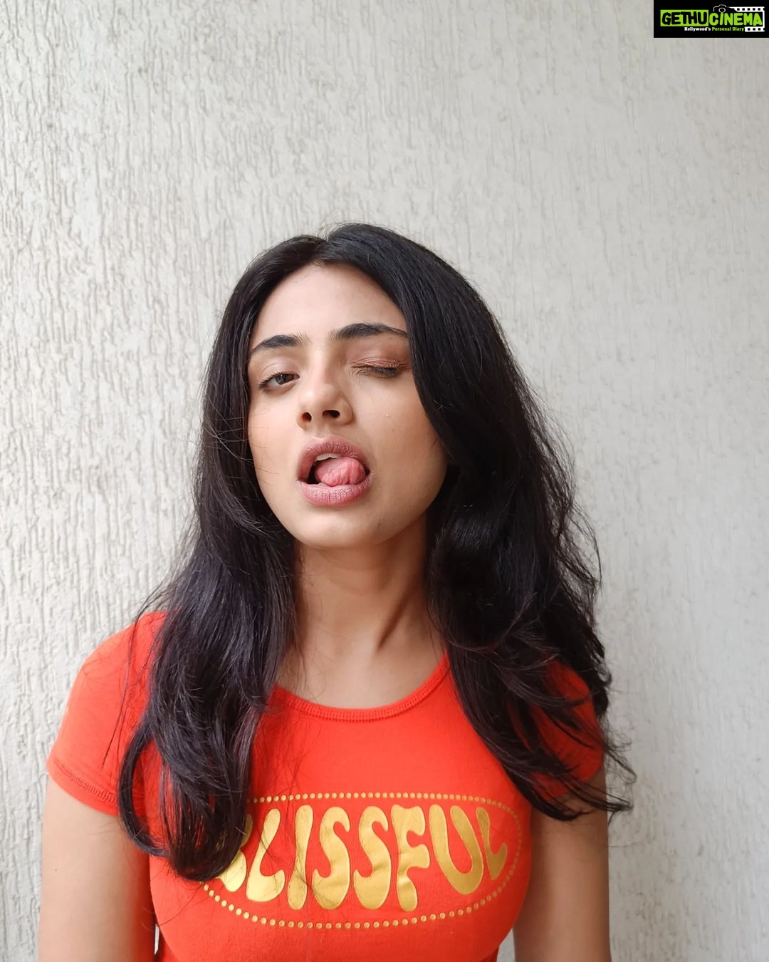 Shritama Mukherjee Instagram - Heeriye 🧡
